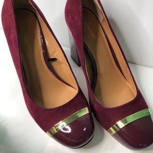 NWOT Calvin Klein Merlot Suede Carlia Block Heel